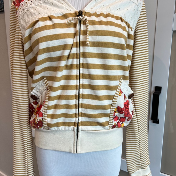 Scrapbook Striped Hoodie with Floral Accents - Picture 7 of 9